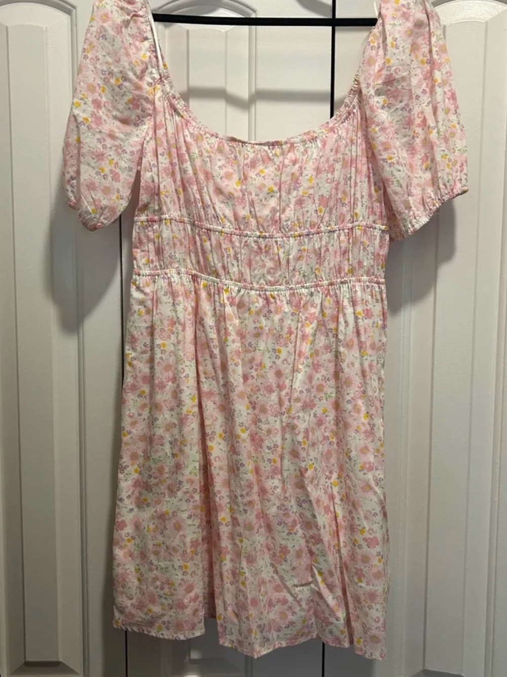 Elodie Pink Floral Puff-Sleeve Dress